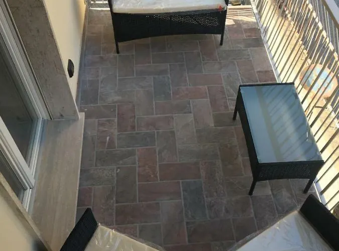 Le Divine Di Via Olivieri - Reception Via Xxv Aprile 5 게스트하우스 레반토