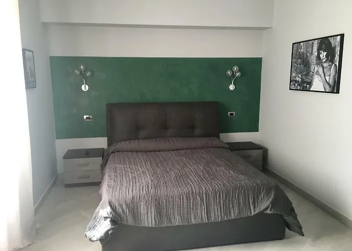 게스트하우스 Le Divine Di Via Olivieri - Reception Via Xxv Aprile 5 레반토