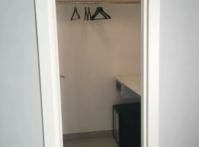 Le Divine Di Via Olivieri - Reception Via Xxv Aprile 5 4* 레반토