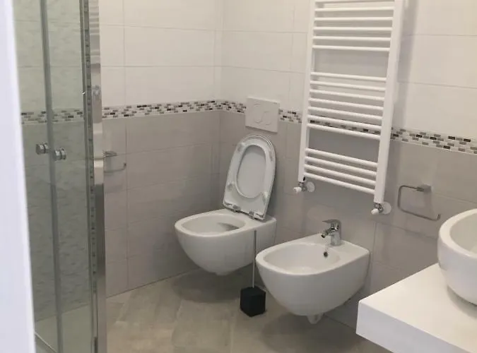 게스트하우스 Le Divine Di Via Olivieri - Reception Via Xxv Aprile 5 레반토